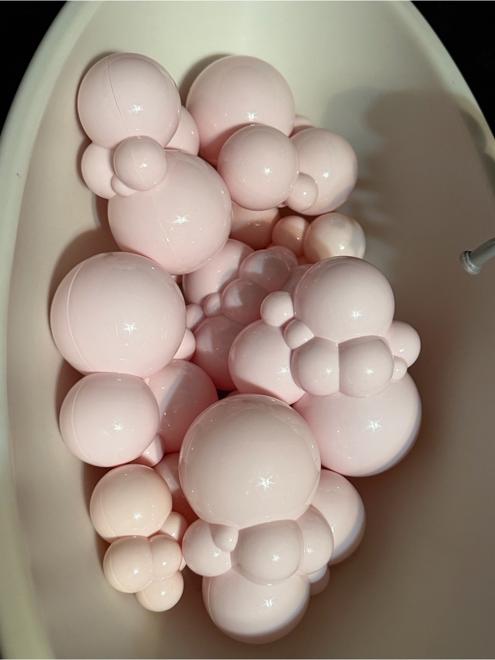 American Girl Doll Bathtub Play Set with Pink Bubbles Blue Mat and Towels - Picture 11 of 15